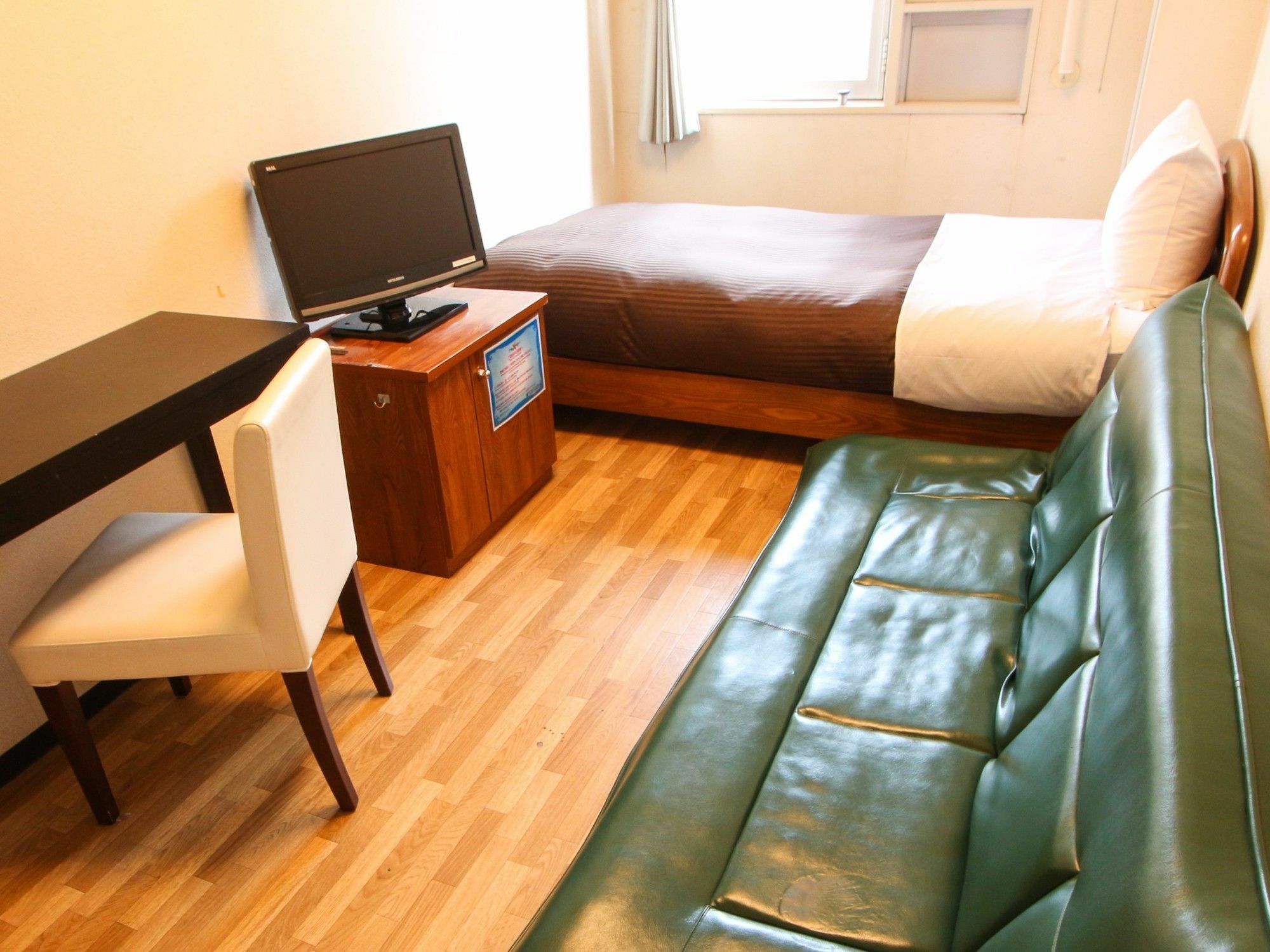 Hotel Livemax Budget Kawasaki Ekimae Exterior foto